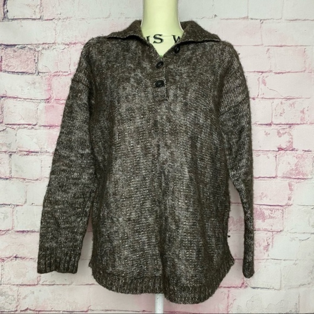 J Crew Gray/Black Soft Wool Blended Sweater